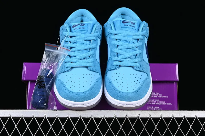All categories Nk SB Dunk series Nk SB Dunk Low low-top sneakers K version NK SB Dunk Low Pro sky blue imitation wool low-top casual sneakers BQ6817-400